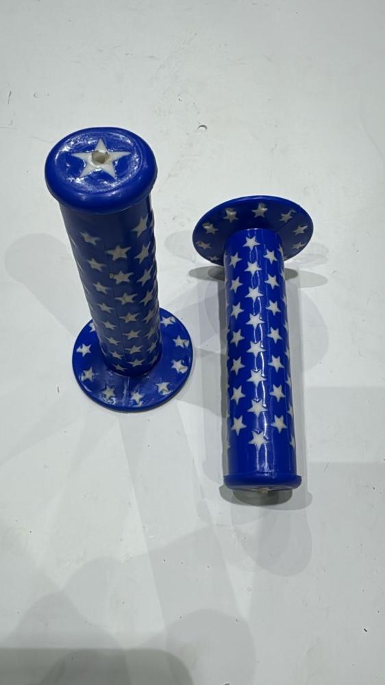 Star blue door handles or knobs