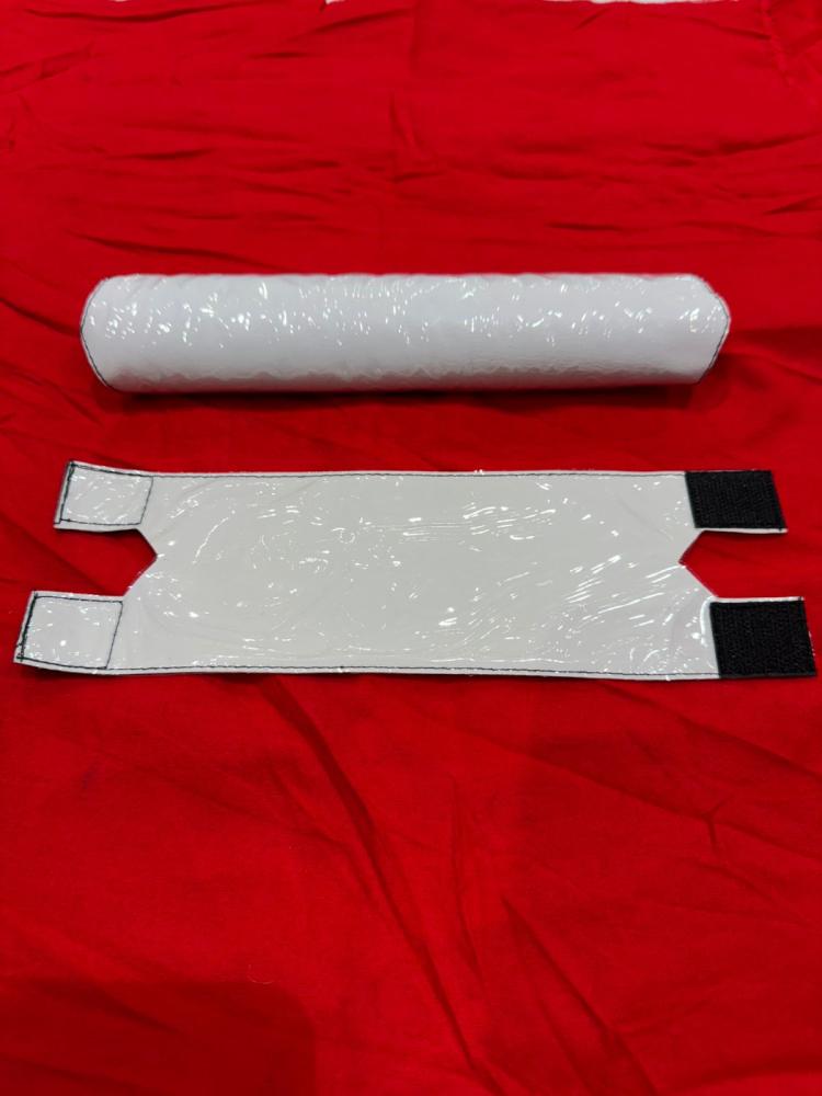 White simple set, Rambo steering wheel covers