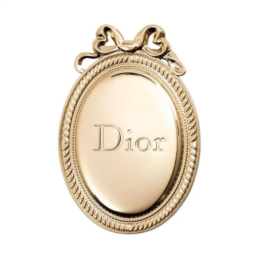 مرطب الشفاه بالإصدار المحدود ميدالية ديور ( Dior Medaillon & Sparkly Lip Balm ) من Dior