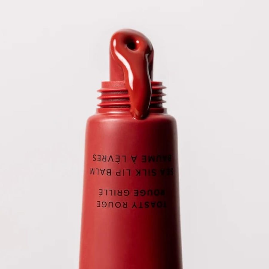 مرطب الشفاه SEA SILK LIP BALM  من MARA
