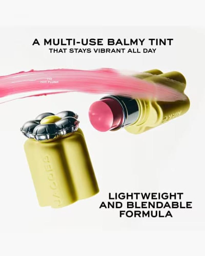 أحمر الخدود الجديد مارك جاكوبس ( Joystick Blush ) من MARC JACOBS