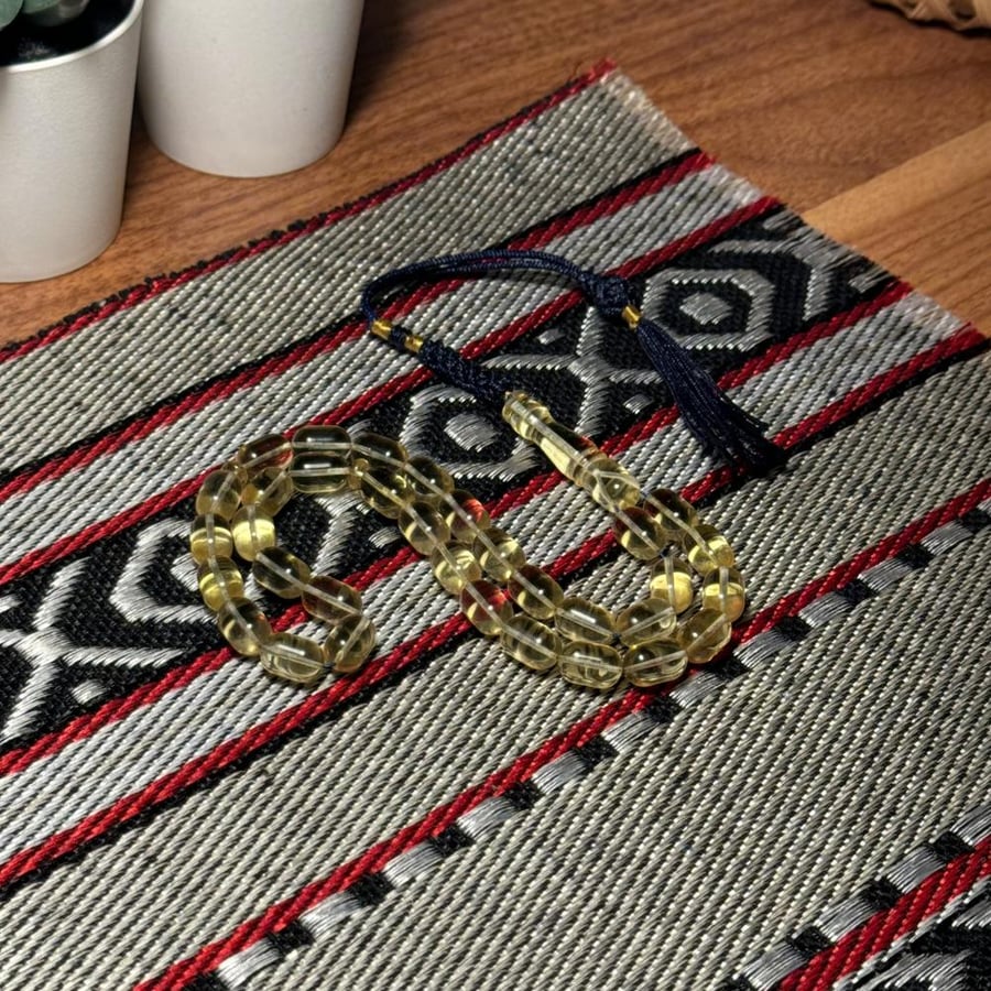 مسباح كهرمان شفاف نواعم
