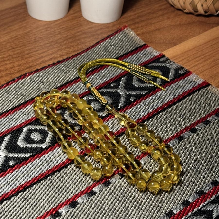 مسباح كهرمان شفاف