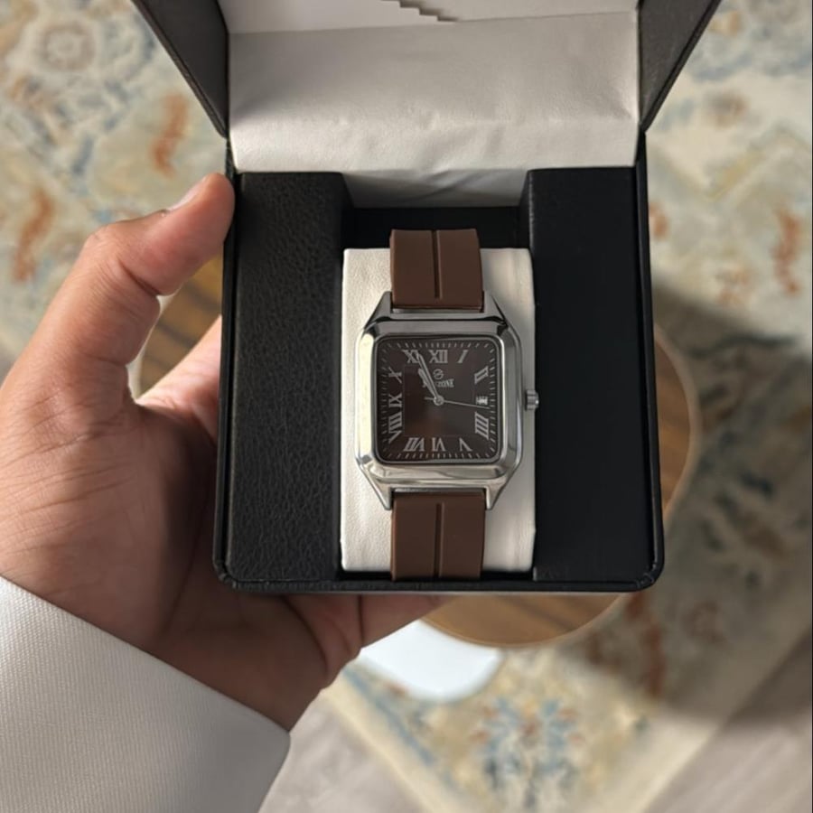ساعة ربل بني