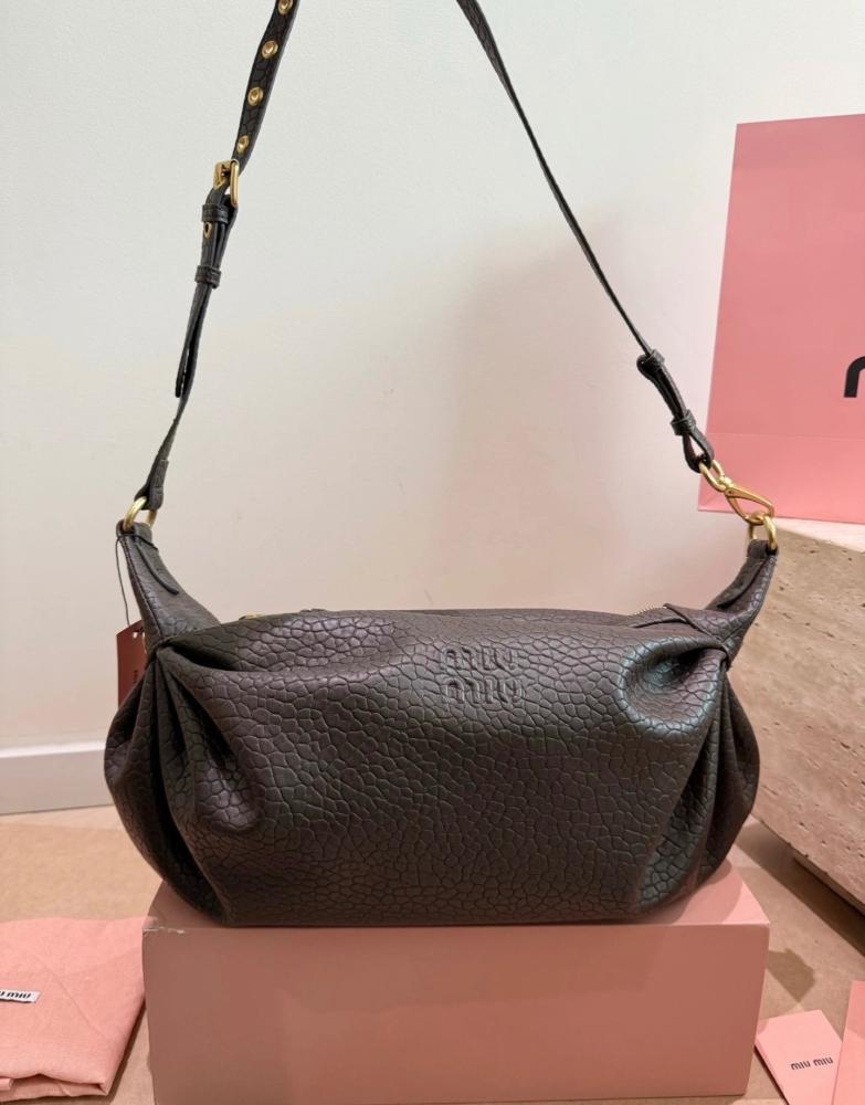 حقيبة Miu Miu Monk Natural Grain Leather Handbag