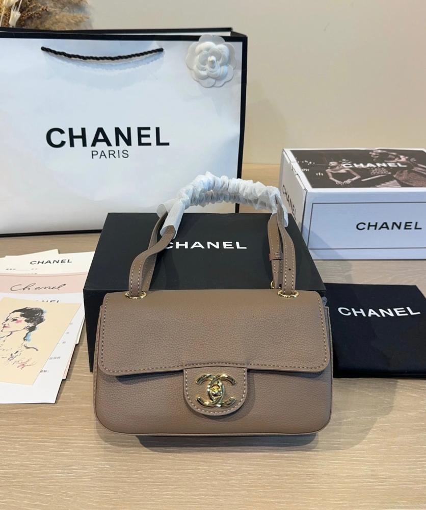 حقيبة Chanel 25 Mini Flap