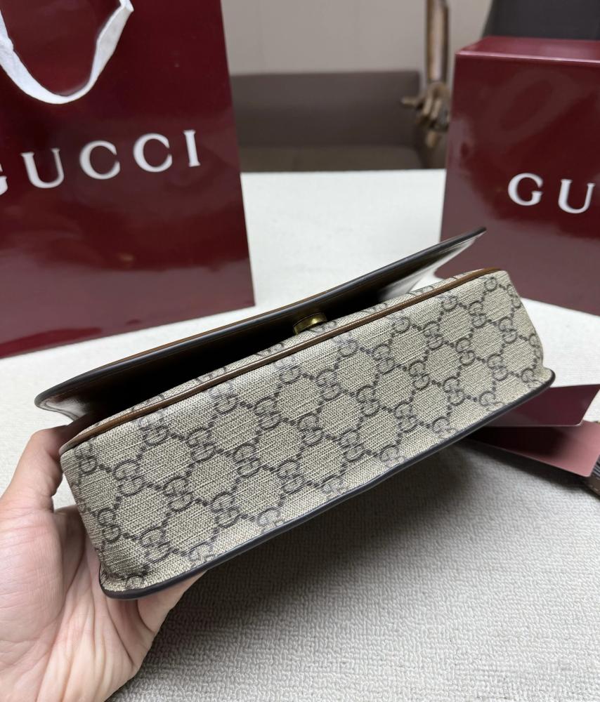 حقيبة Gucci Blondie