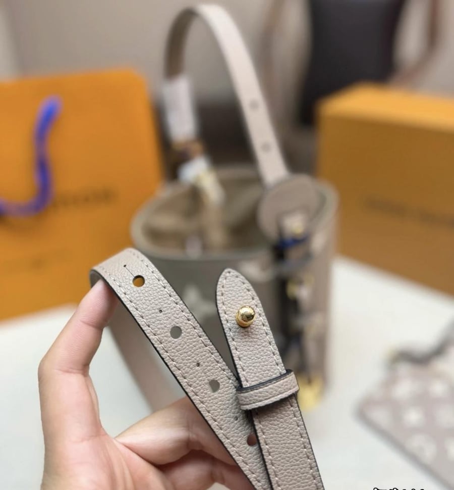 حقيبة Louis Vuitton All In BB