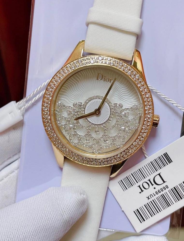 ساعة DIOR Diamond Bezel