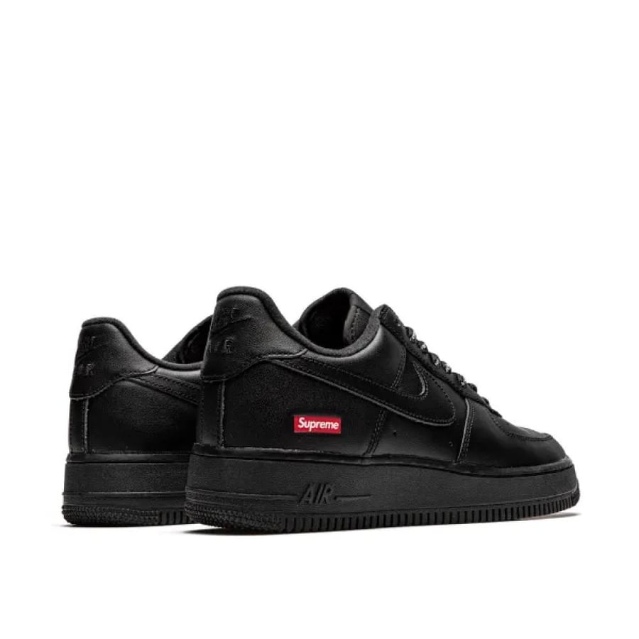 شوز Nike Air Force 1 x Supreme