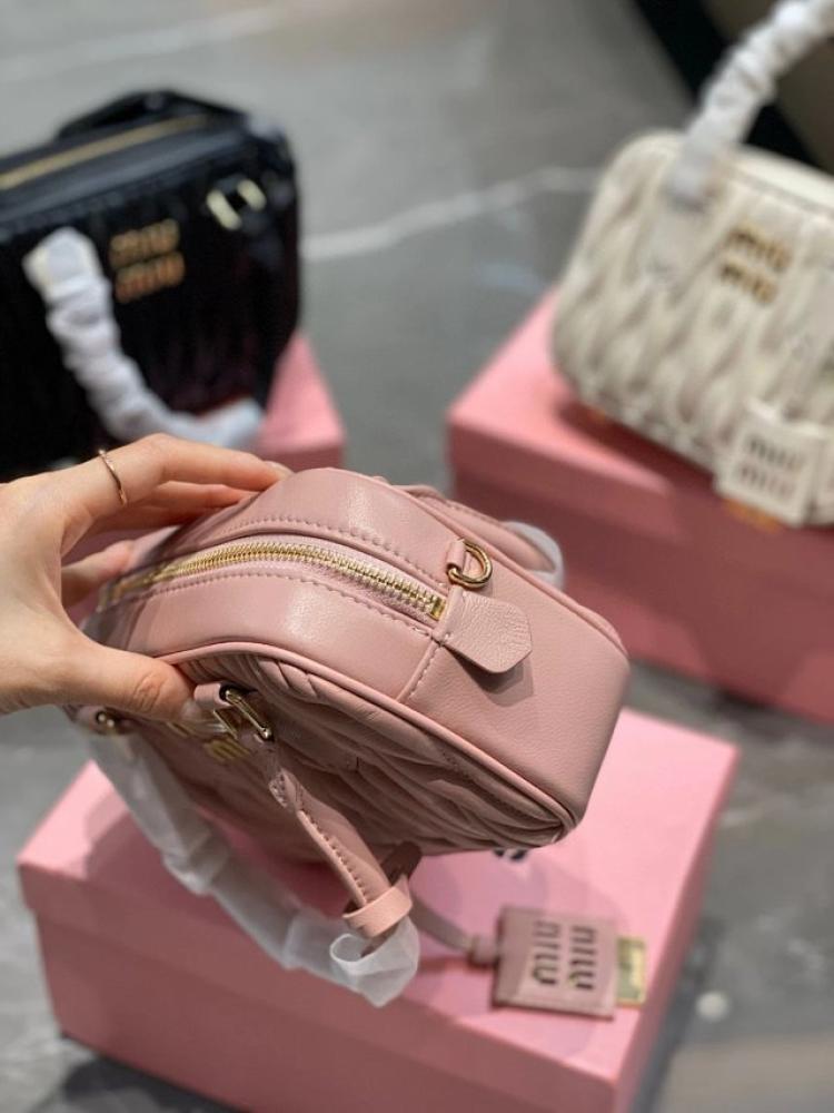 حقيبة Miu Miu Leather Bowling