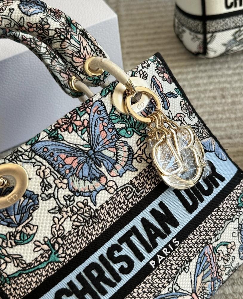 حقيبة Dior Embroidered Lady