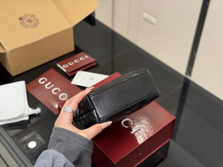 حقيبة Gucci Marmont Mini Bucket