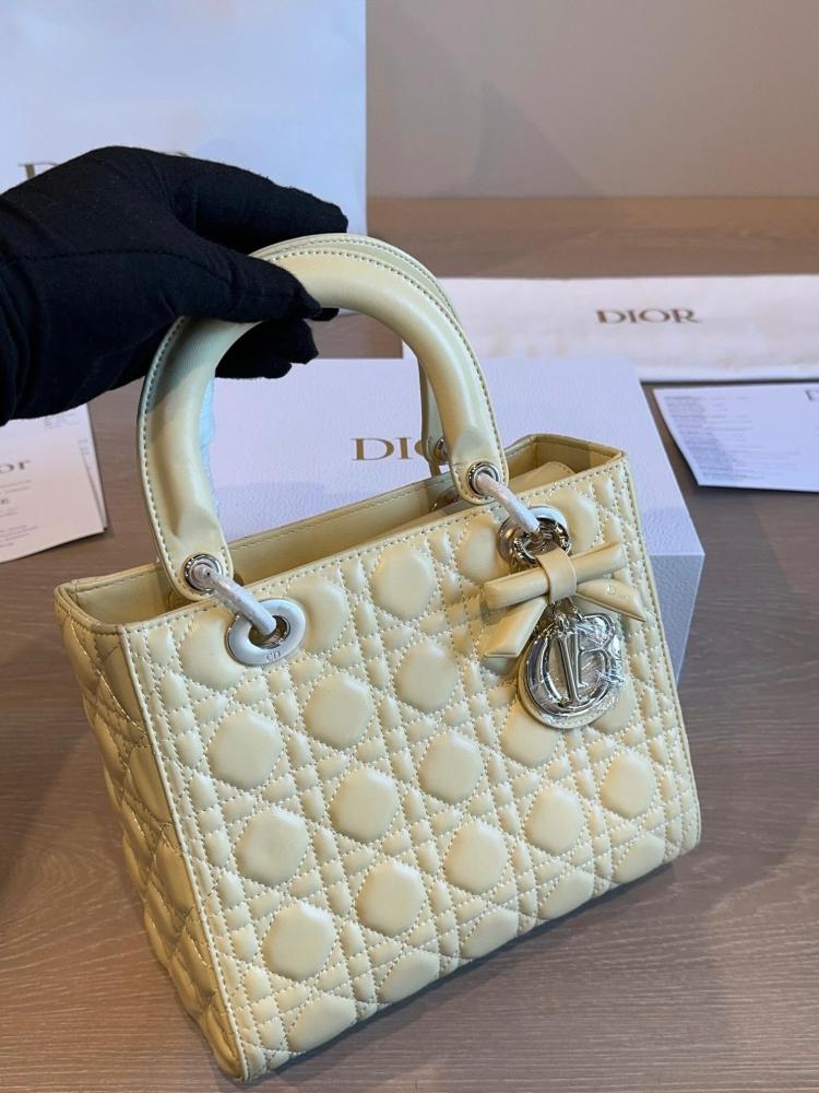 حقيبة Lady Dior Lambskin