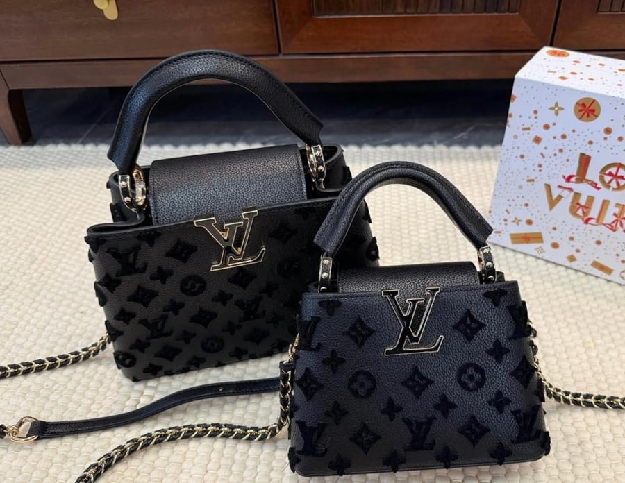 حقيبة Louis Vuitton Capucines
