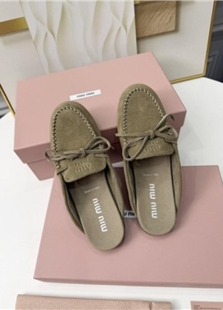 حذاء Miu Suede Mules