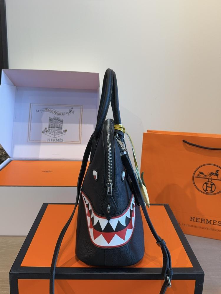 حقيبة Hermès Bolide Shark
