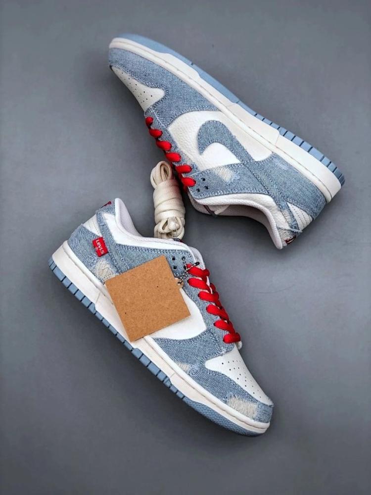 شوز Nike SB Dunk Low x Levi's