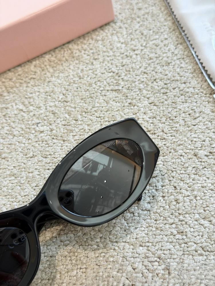 نظارة  Miu Miu Glimpse