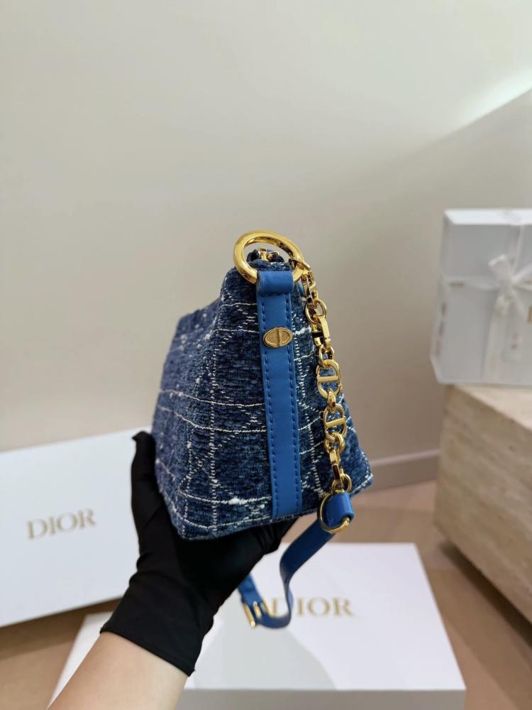 حقيبة Dior Star Hobo