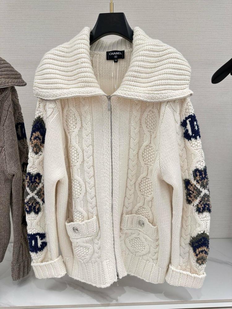 جاكيت Chanel Cardigan