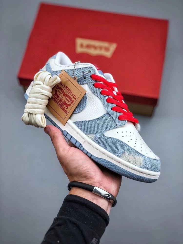 شوز Nike SB Dunk Low x Levi's