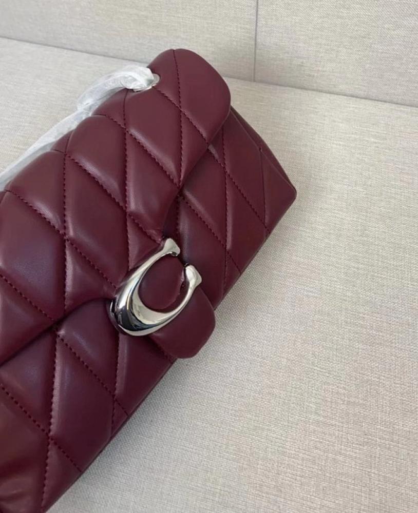 حقيبة Coach Quilted Tabby