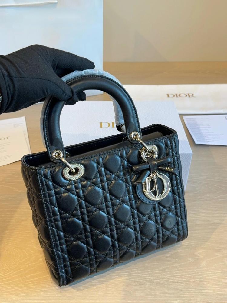 حقيبة Lady Dior Lambskin