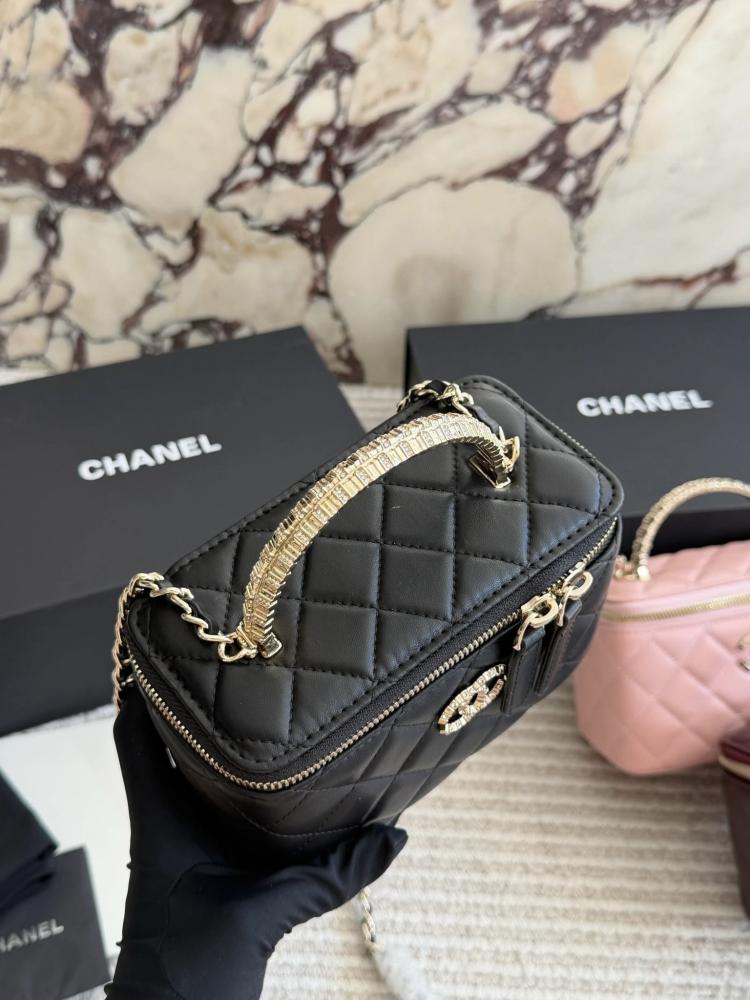حقيبة Chanel Vanity Case