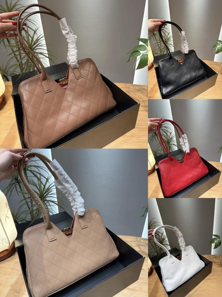 حقيبة Chanel 26A Métiers