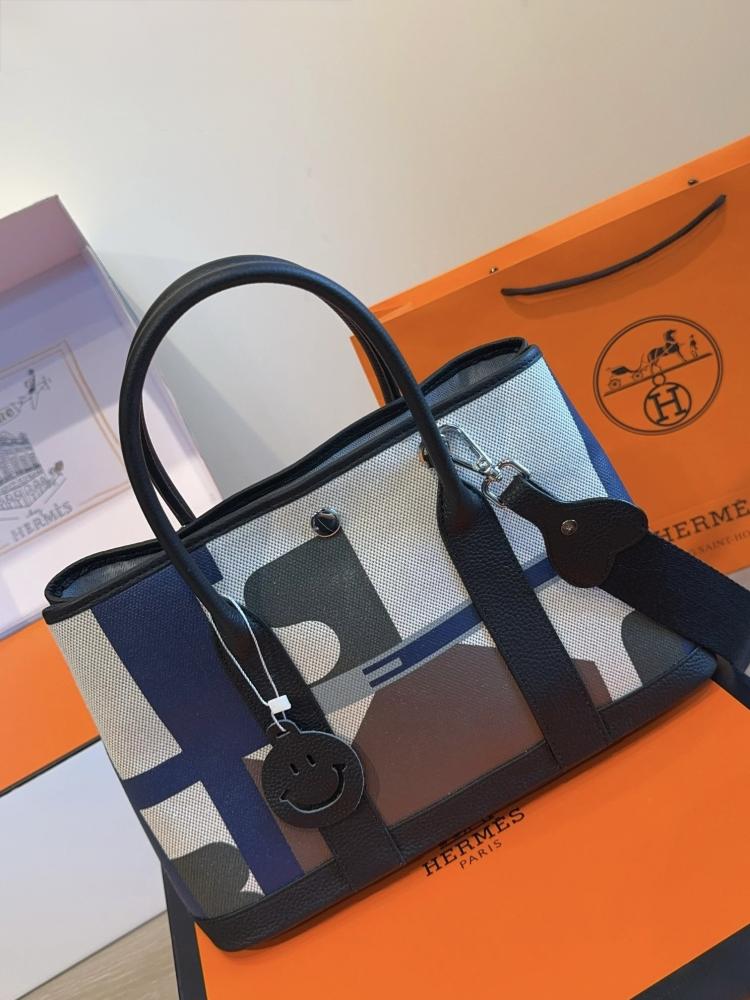 حقيبة Hermès Garden Party 30