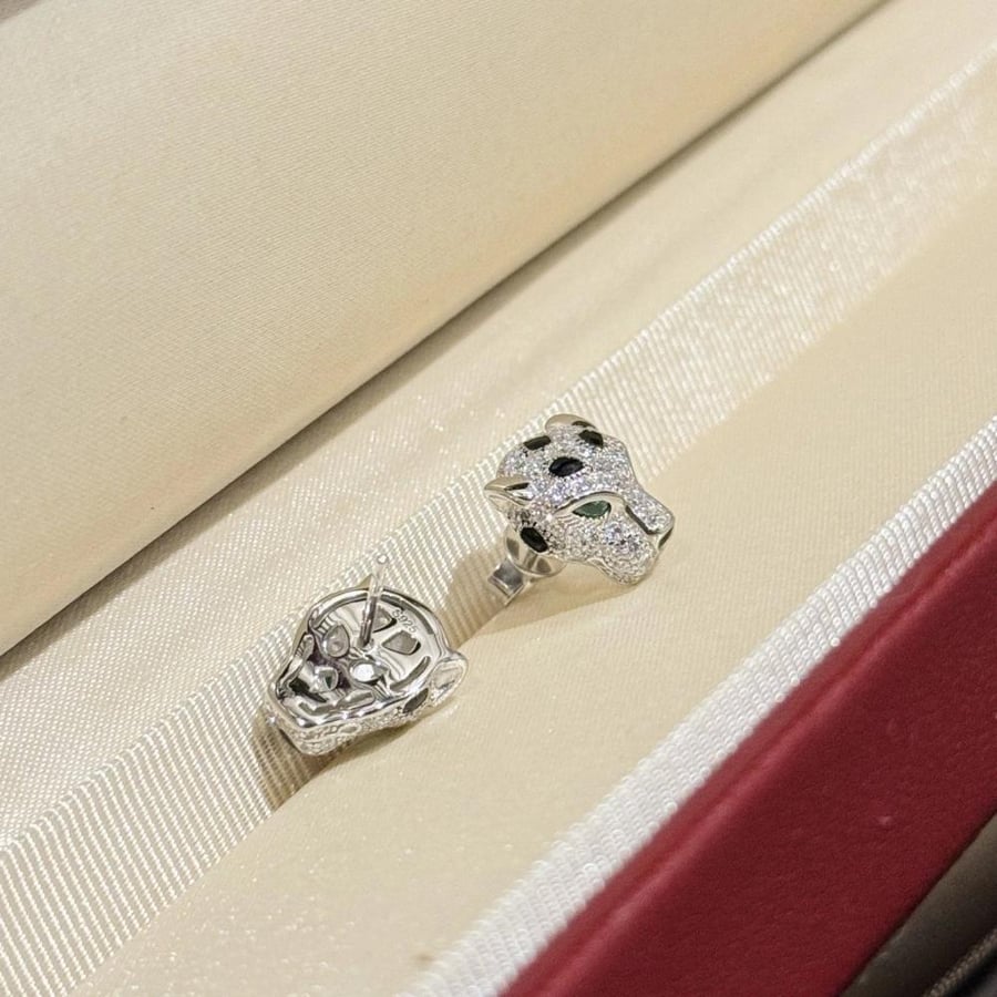 حلق Panthère de Cartier Earring
