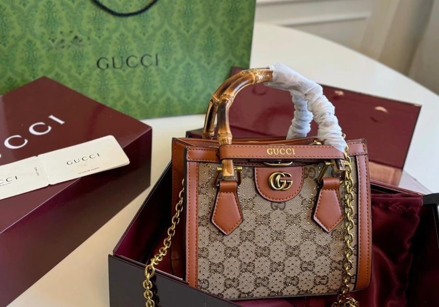 حقيبة Gucci Diana Mini