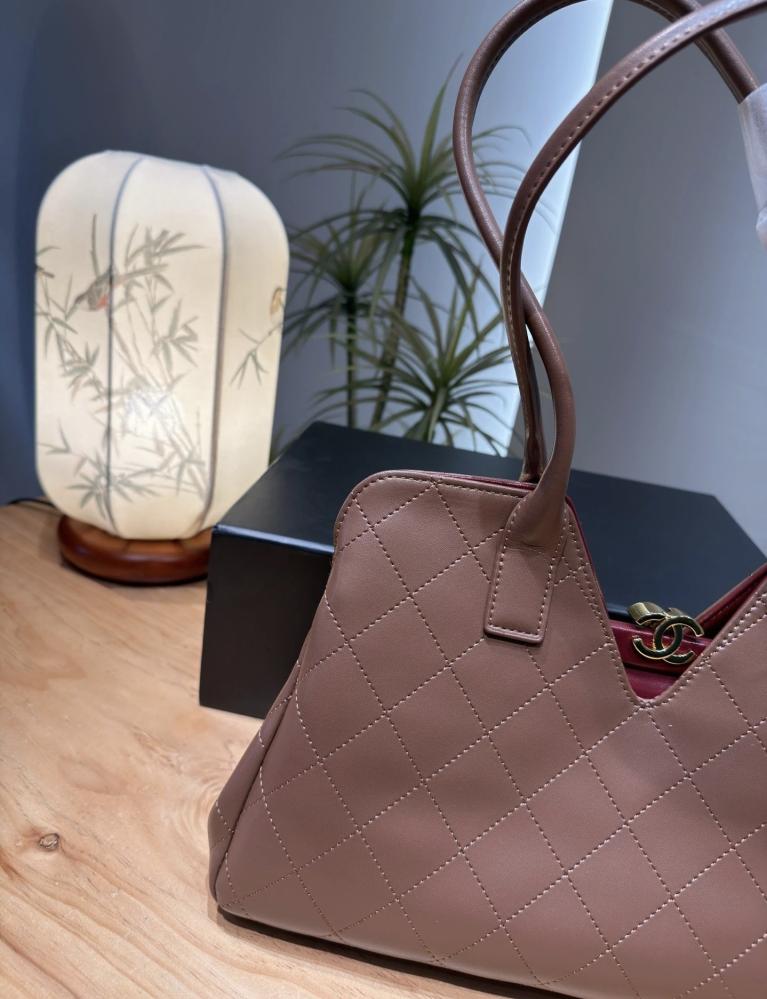حقيبة Chanel 26A Métiers