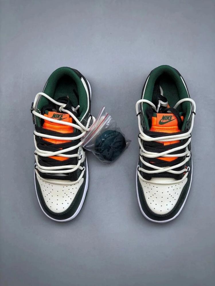 شوز Nike Dunk Low