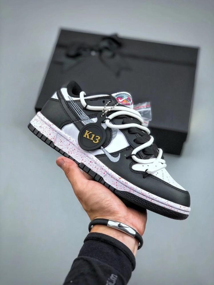شوز Nike Dunk Low x Off-White
