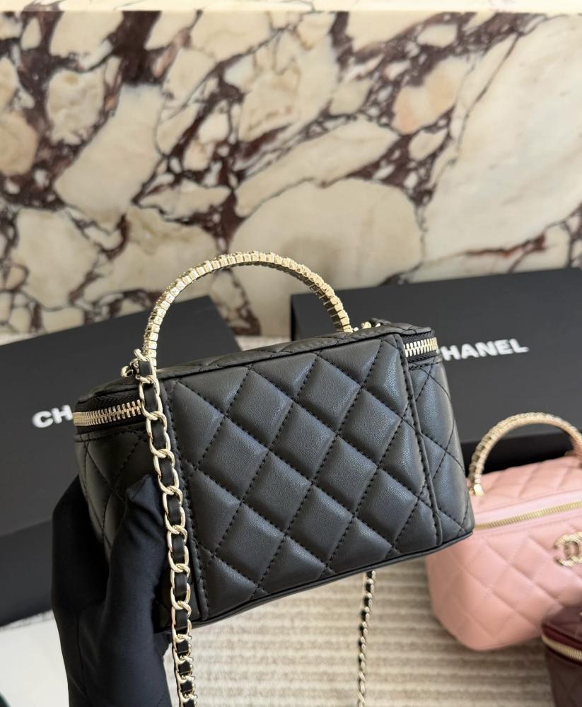 حقيبة Chanel Vanity Case