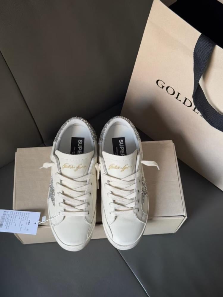 Golden Goose