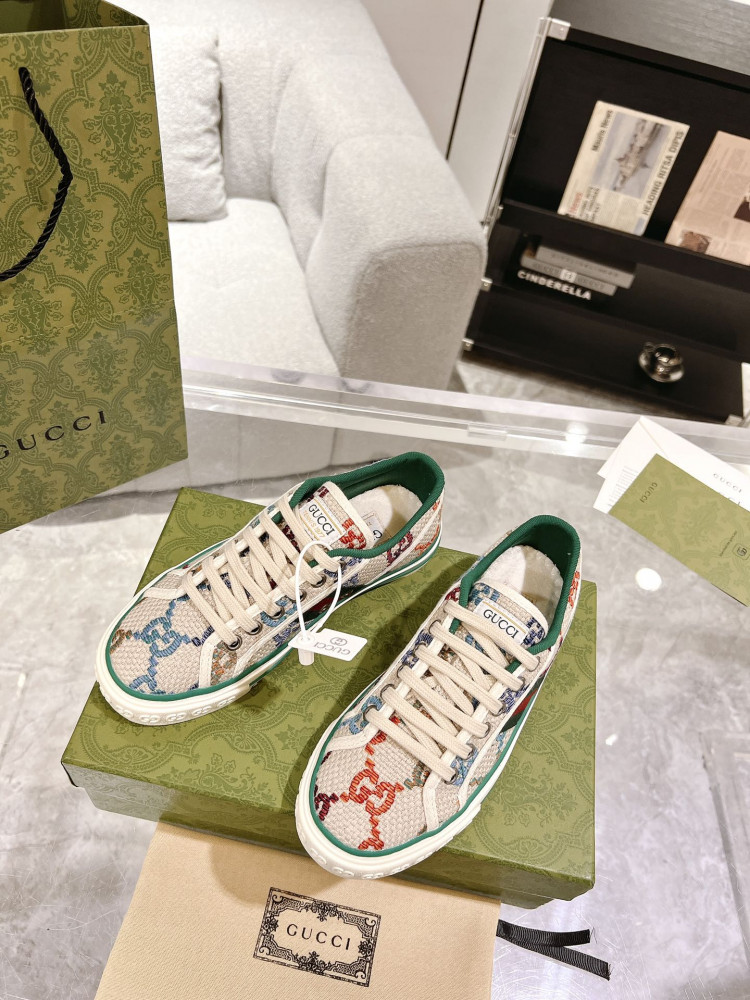 Guccii