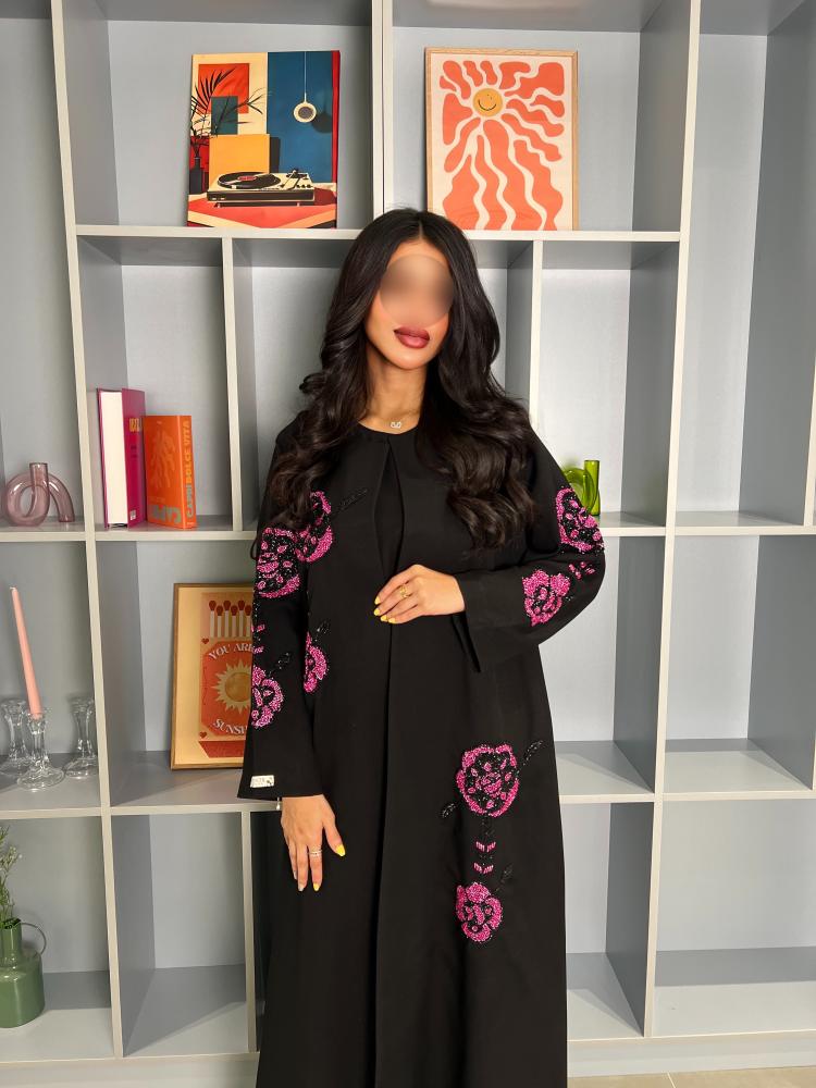 عباية شك فوشي واسود