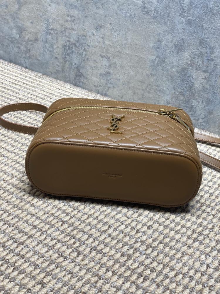 Saint Laurent bag with luxurious design