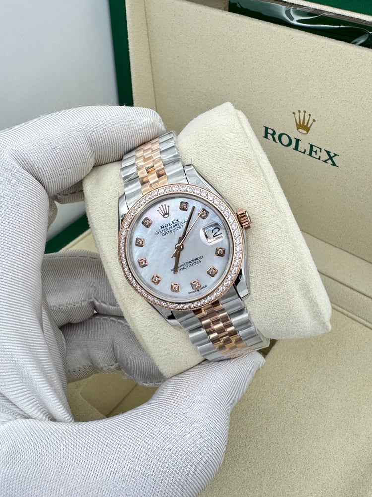 Women's Rolex (Datejust model)