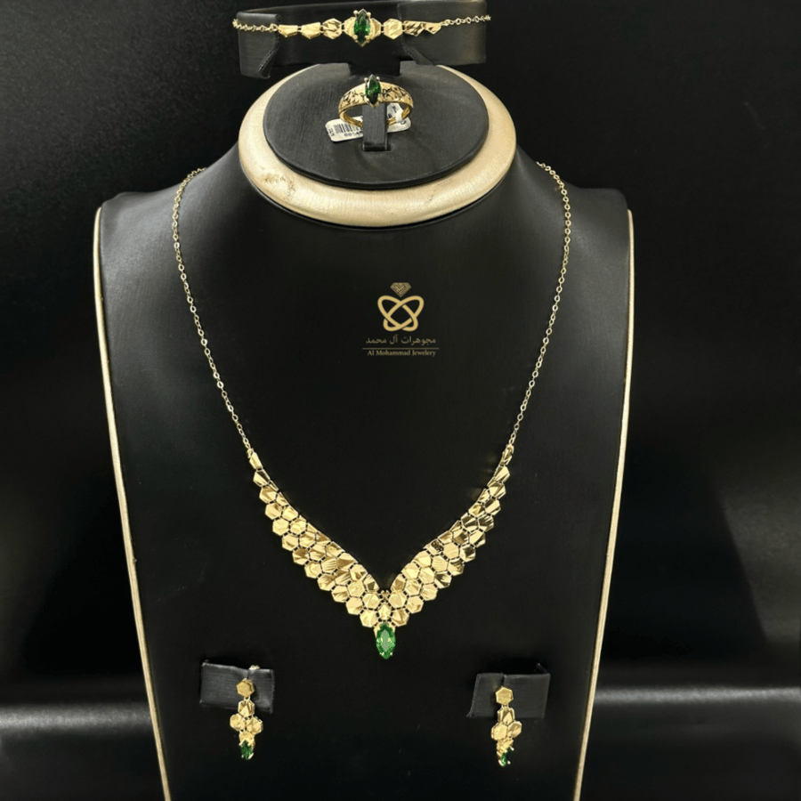 طقم ذهب جناح الصقر عيار 21