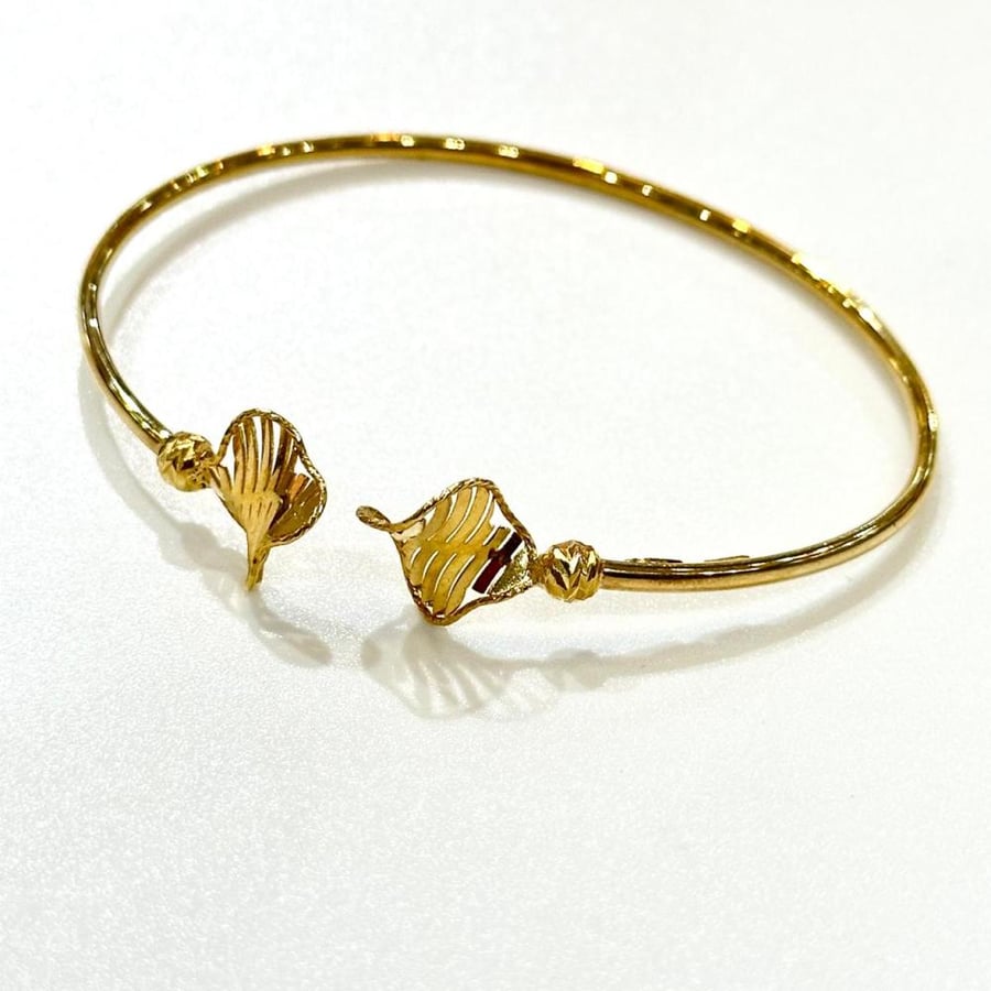 18-karat gold bracelet, weight 3.9 grams
