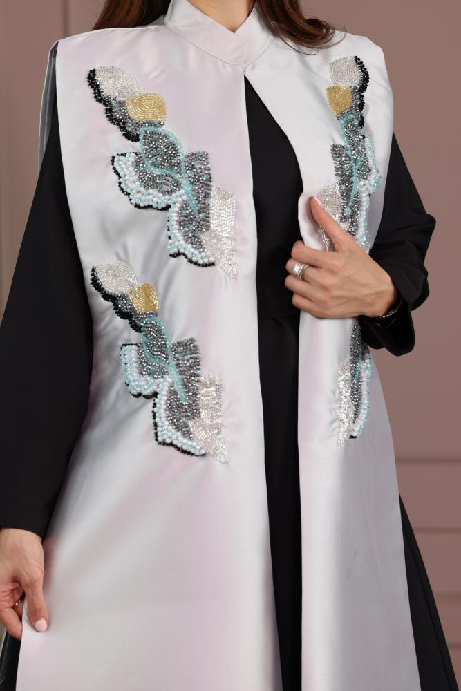 جلابية تفنة مطرزة