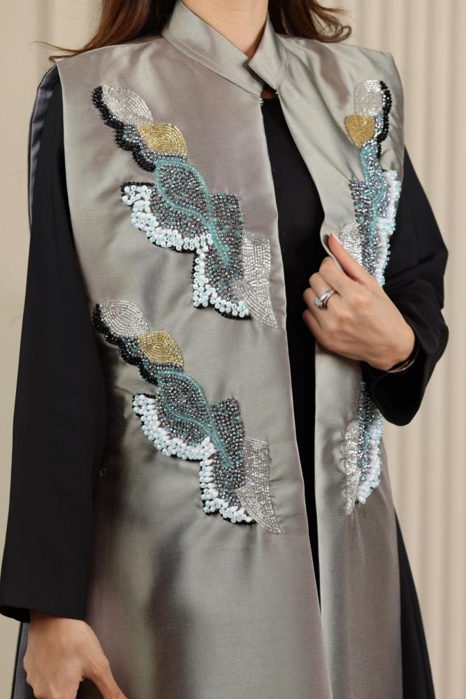 جلابية تفنة مطرزة