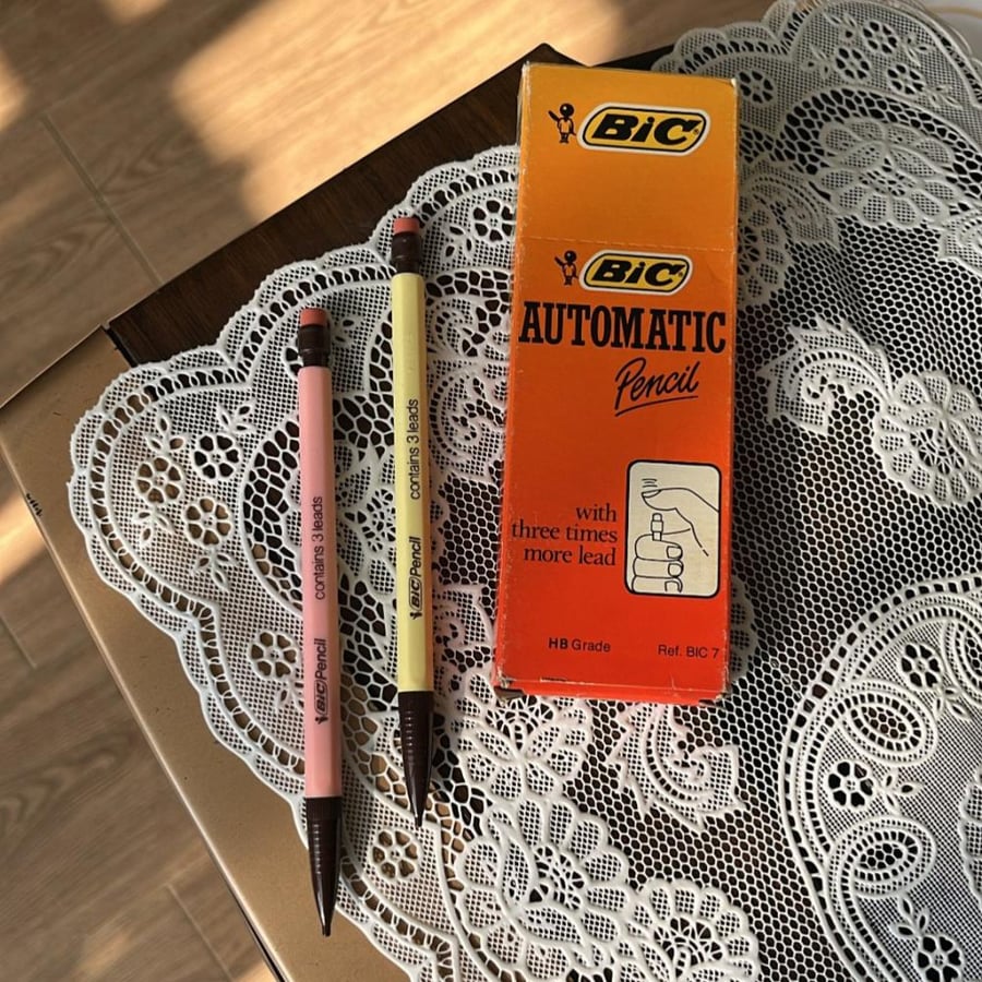 قلم رصاص"بنسل صناعة فرنسية فنتج