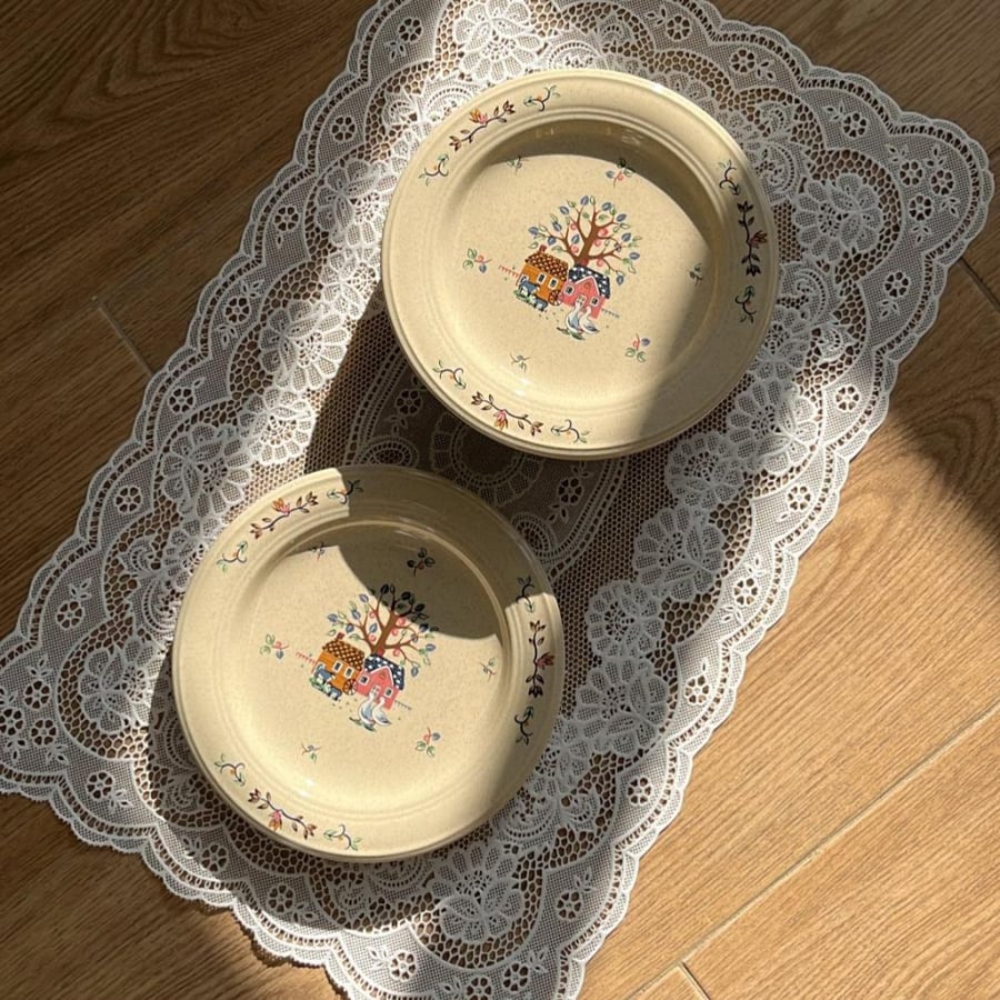 Set of 6 Japanese-made vintage and rare plates