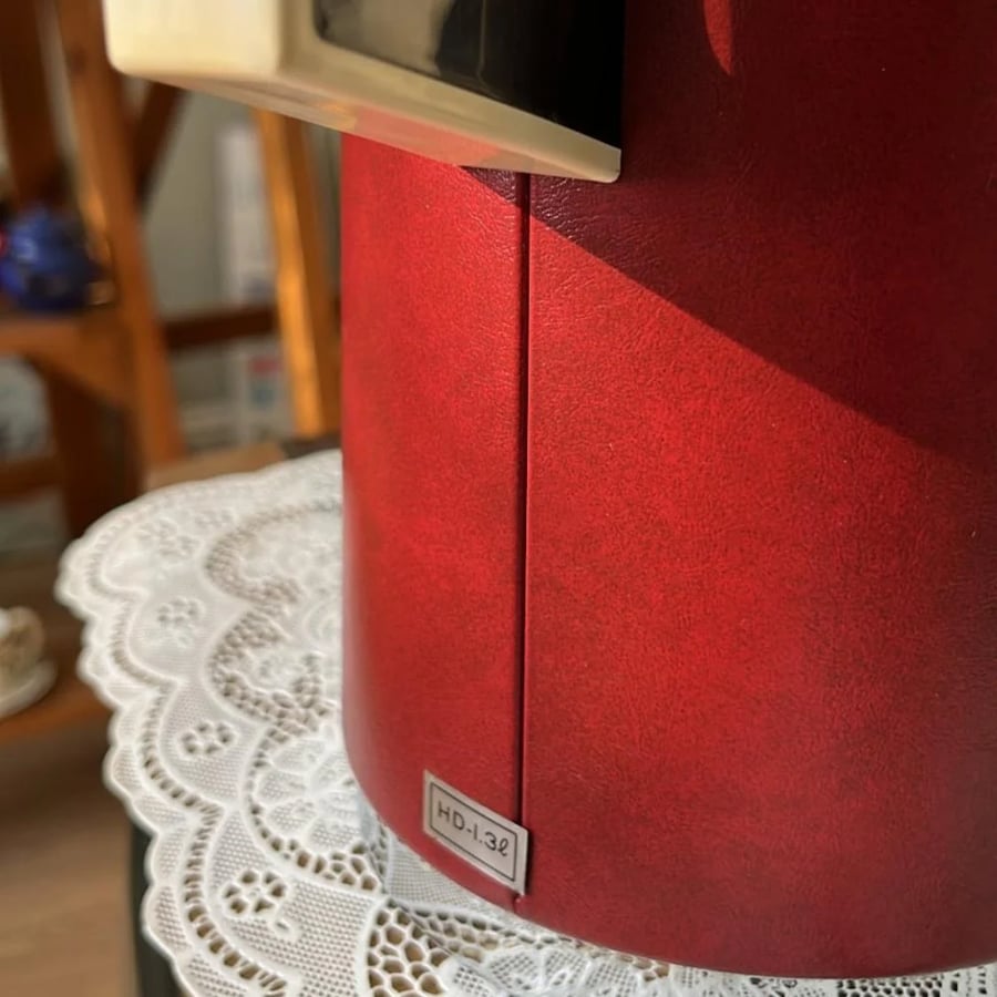 Vintage Japanese thermos, a rare find from the Tiger brand | 1970s edition