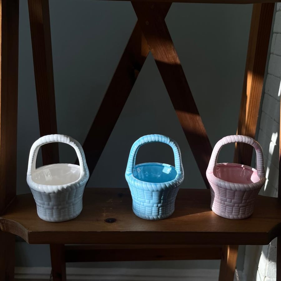 Vintage Porcelain Basket (Small)